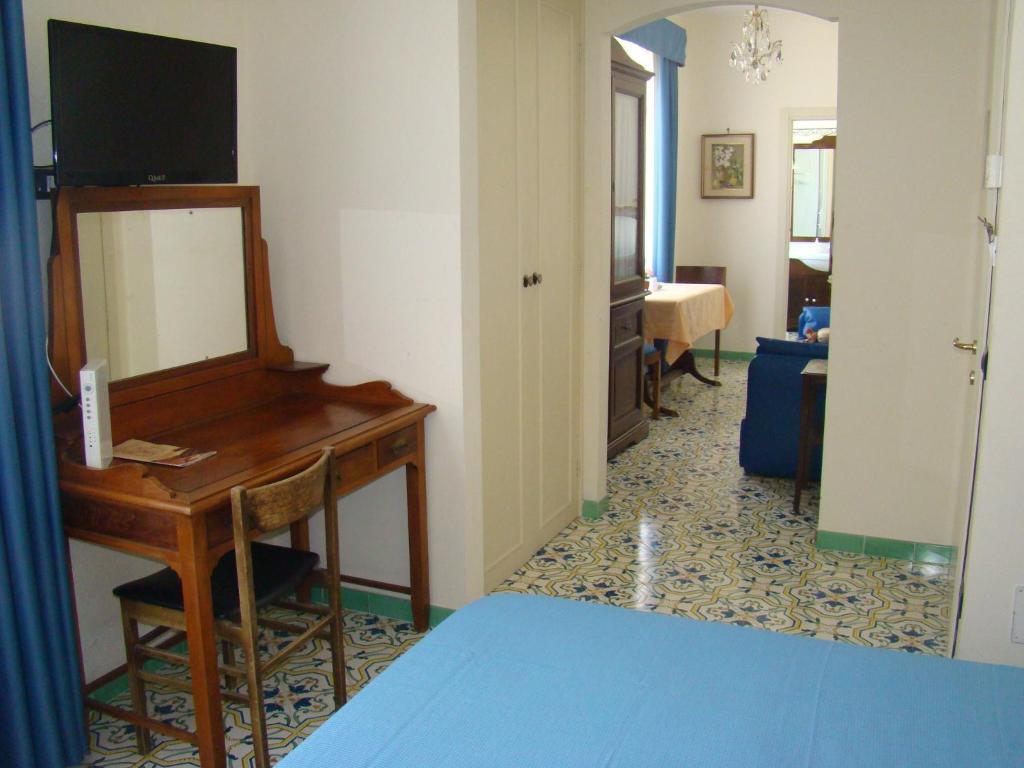 Sorrento Inn Guesthouse Bilik gambar