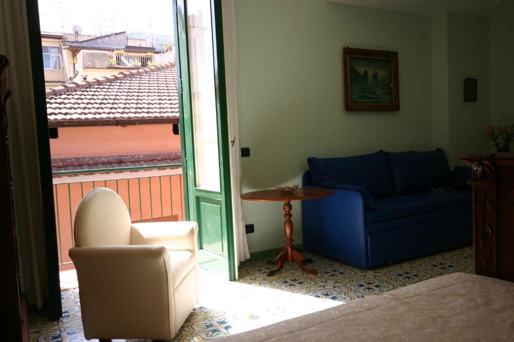 Sorrento Inn Guesthouse Bilik gambar